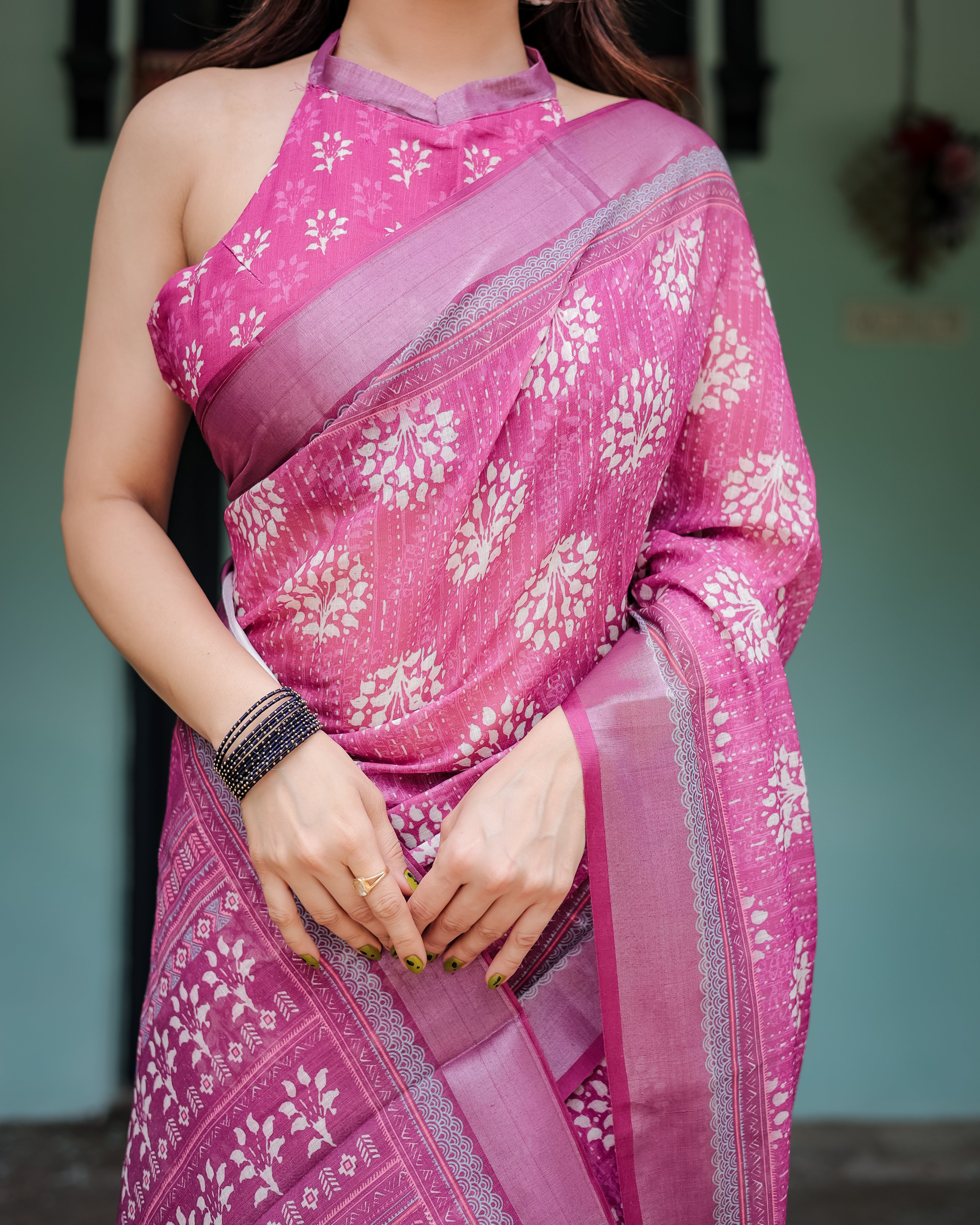 Pink Color Linen Printed Casual Saree