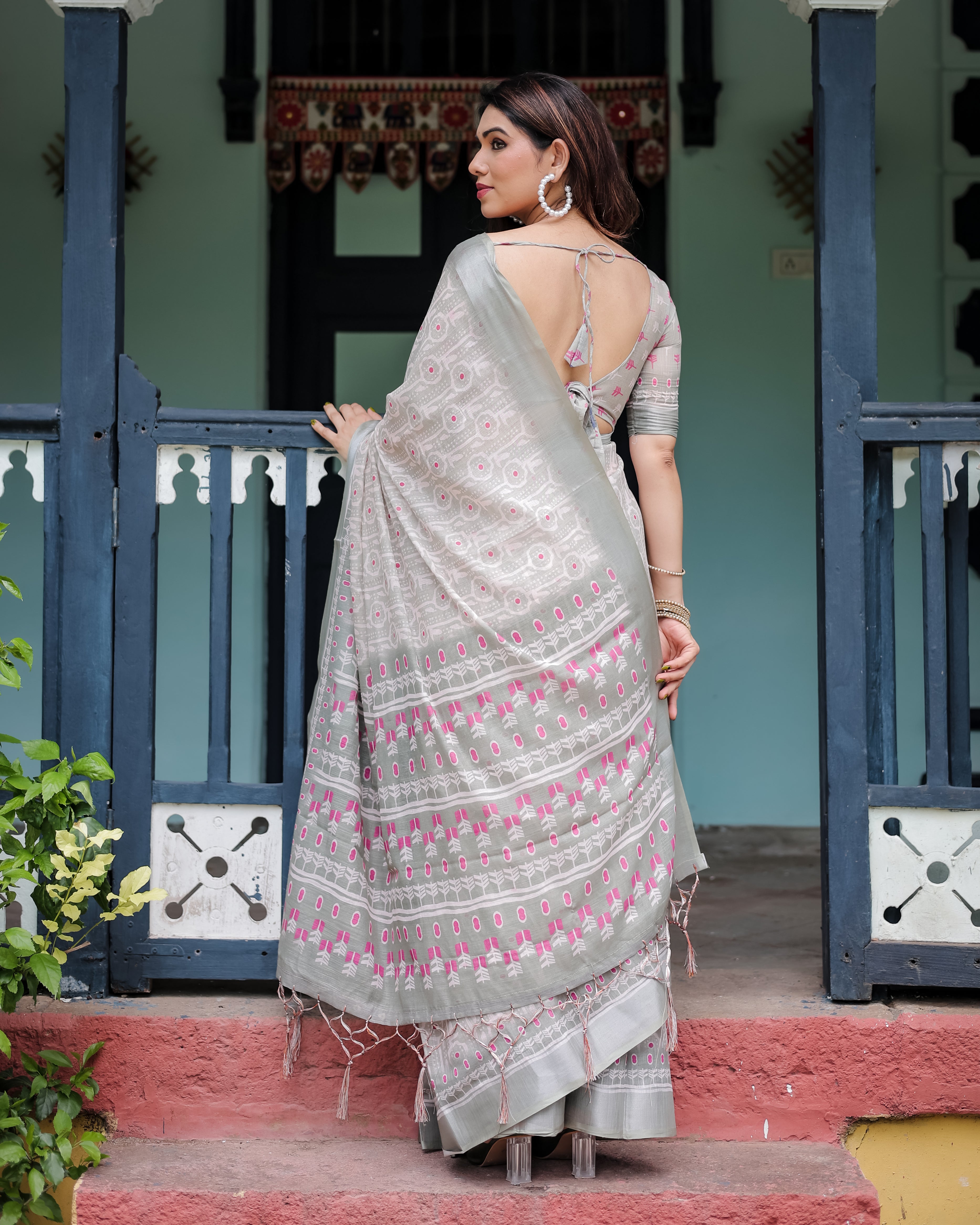 Soft Gray Color Ikat Pattern Printed Linen Saree