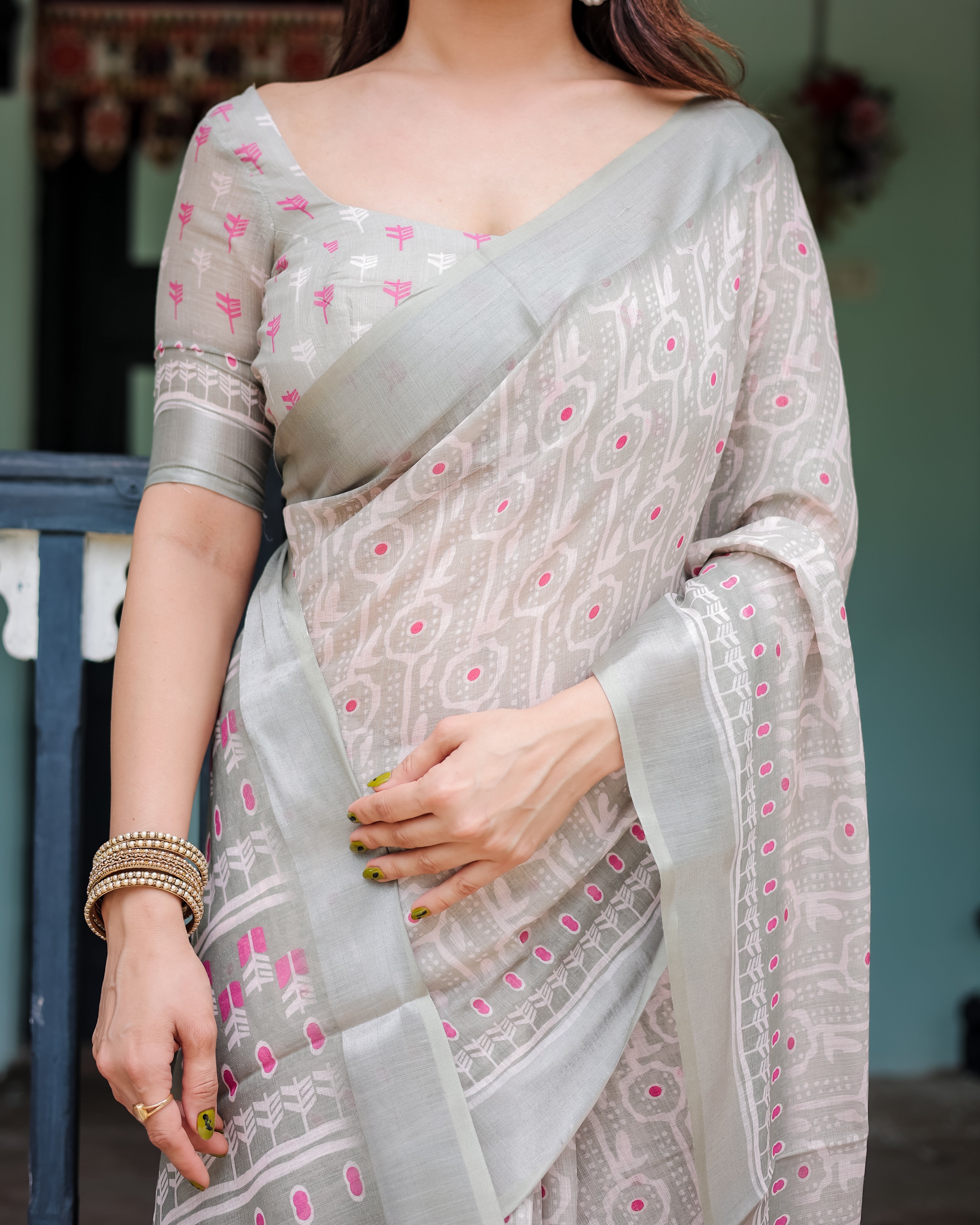 Soft Gray Color Ikat Pattern Printed Linen Saree