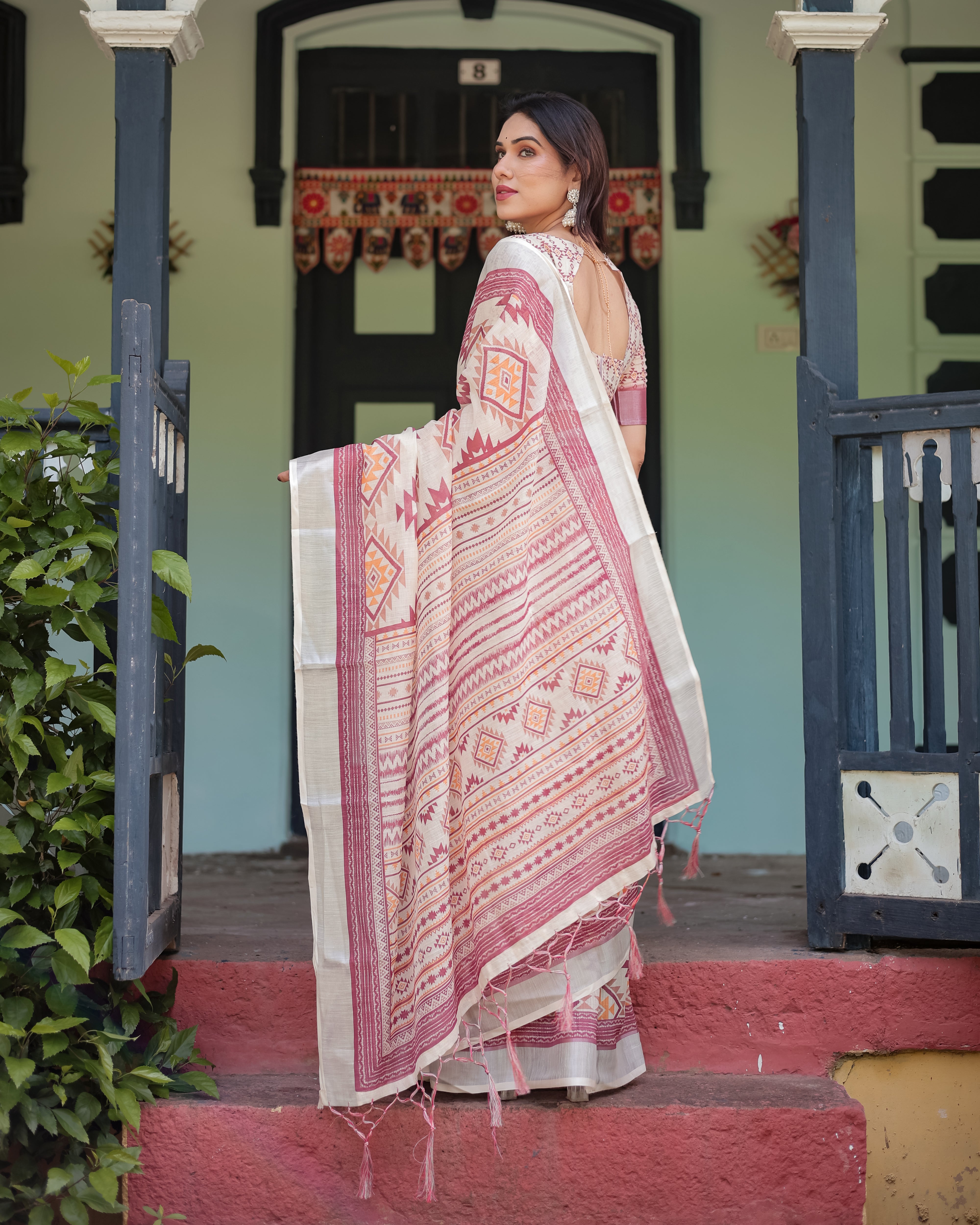 Off White Color Printed Designer Linen Saree