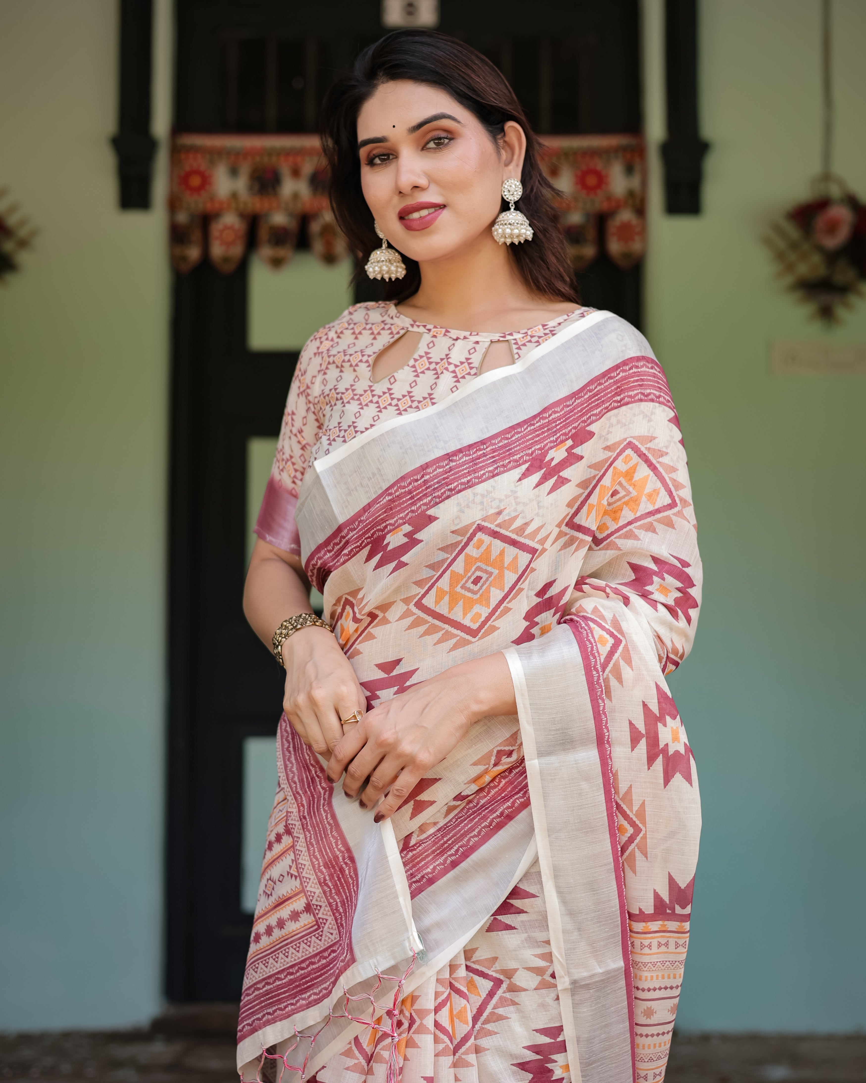 Off White Color Printed Designer Linen Saree