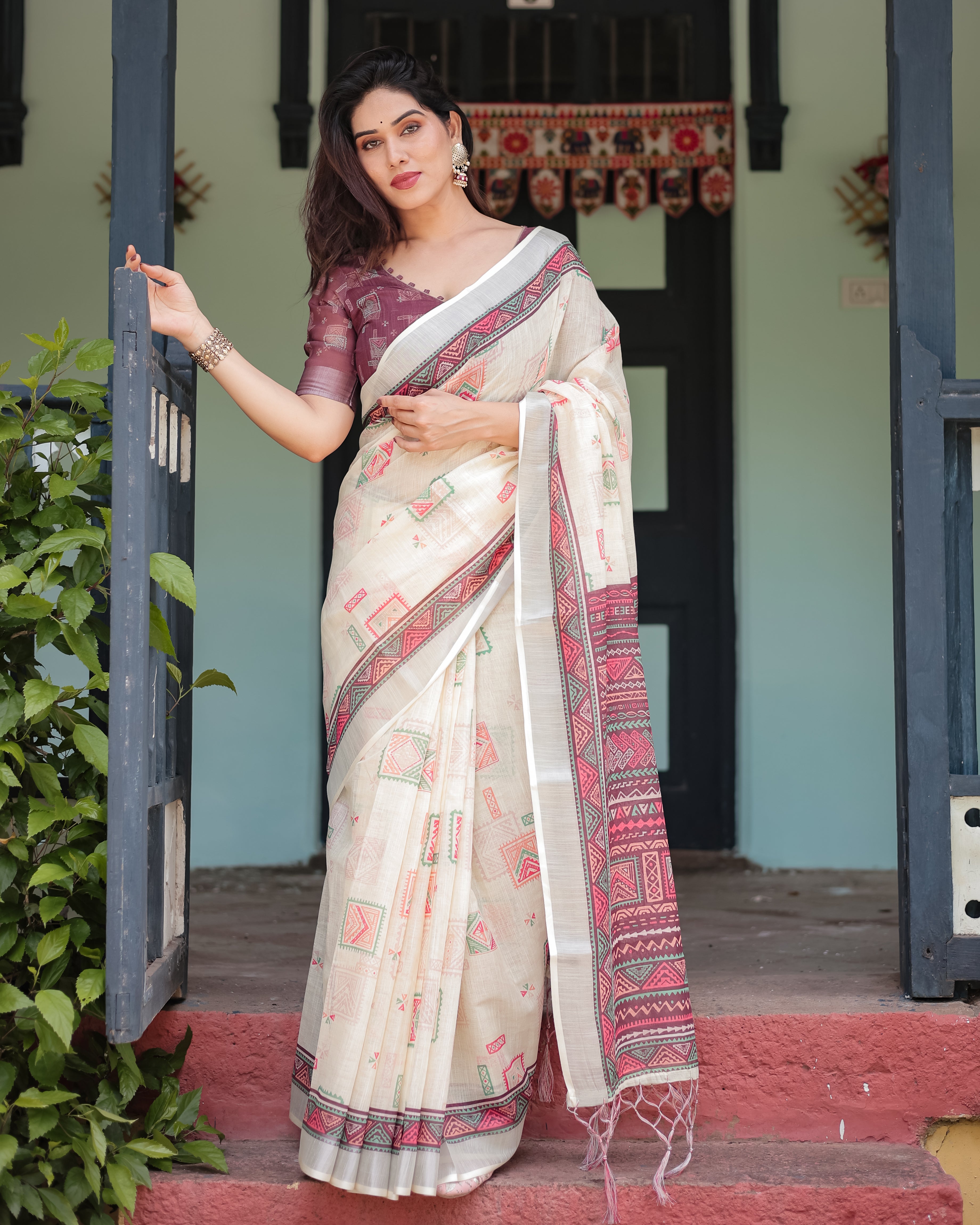 Cream Color Designer Printed Linen Saree