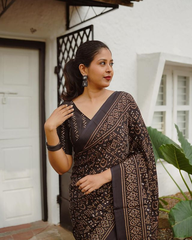 Black Color Hot Printed Linen Saree