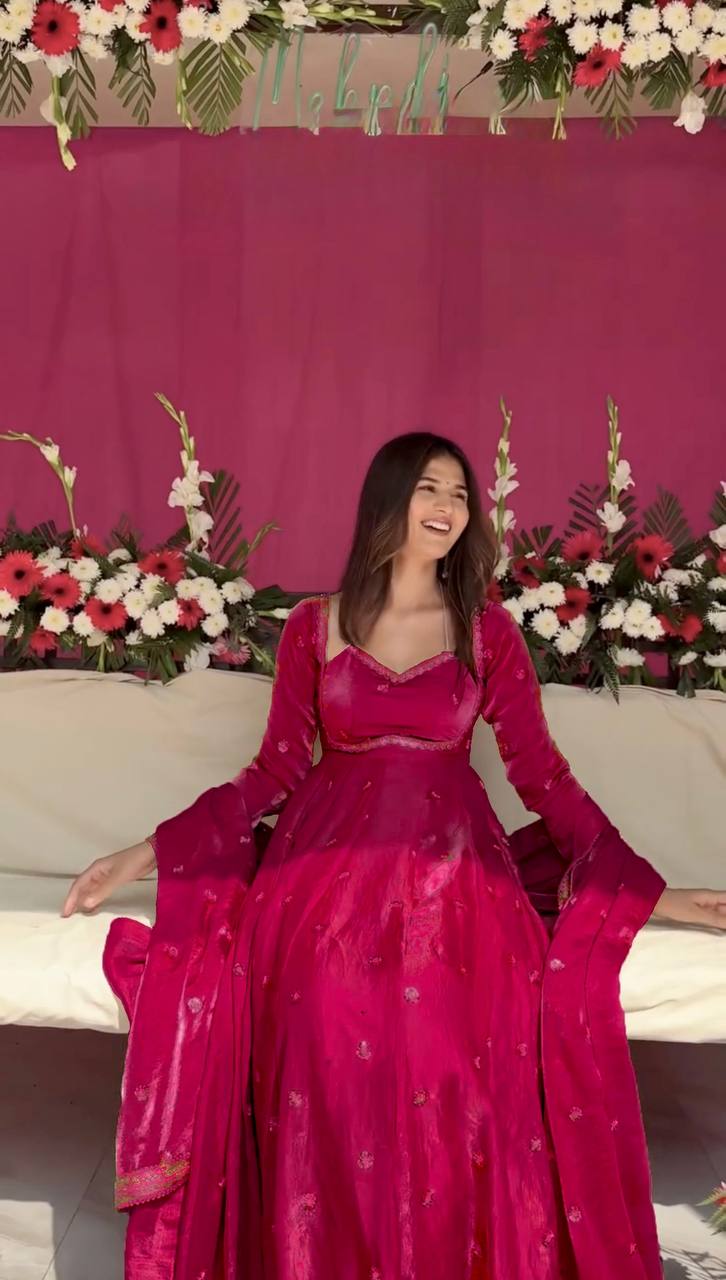 Pink Color Designer Trendy Party Wear Exclusive Gown